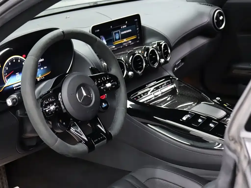 Mercedes-Benz AMG GT — фото 7