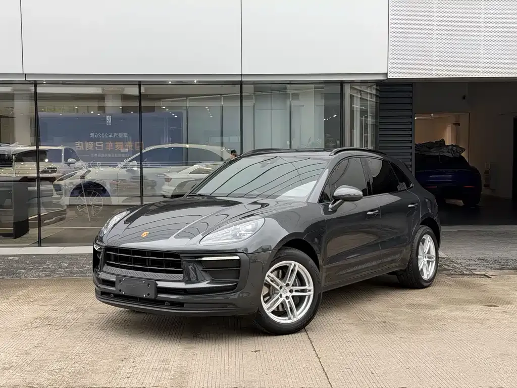 Porsche Macan — фото 1