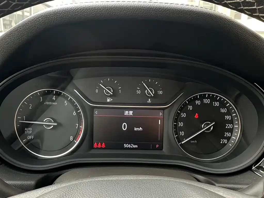 Buick Regal — фото 10
