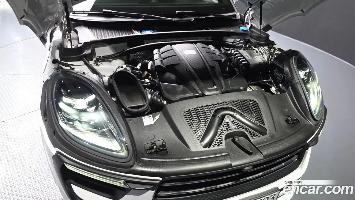 Porsche Macan 2022 из KR, фото 10