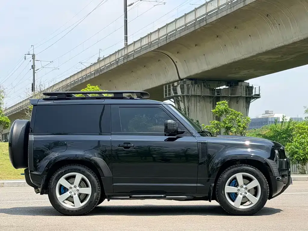 Land Rover Defender 2023 из CN, фото 7