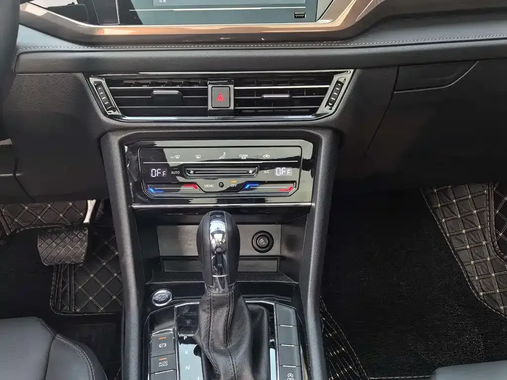 Volkswagen Tharu 2022 из CN, фото 9