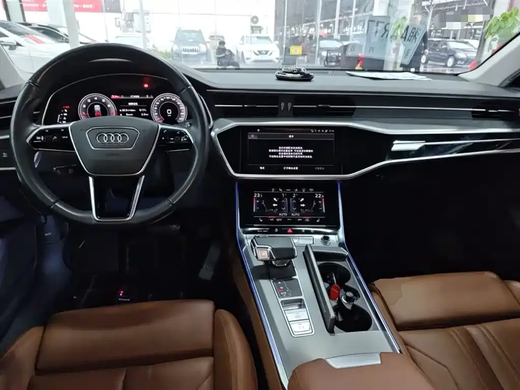 Audi A7 — фото 10