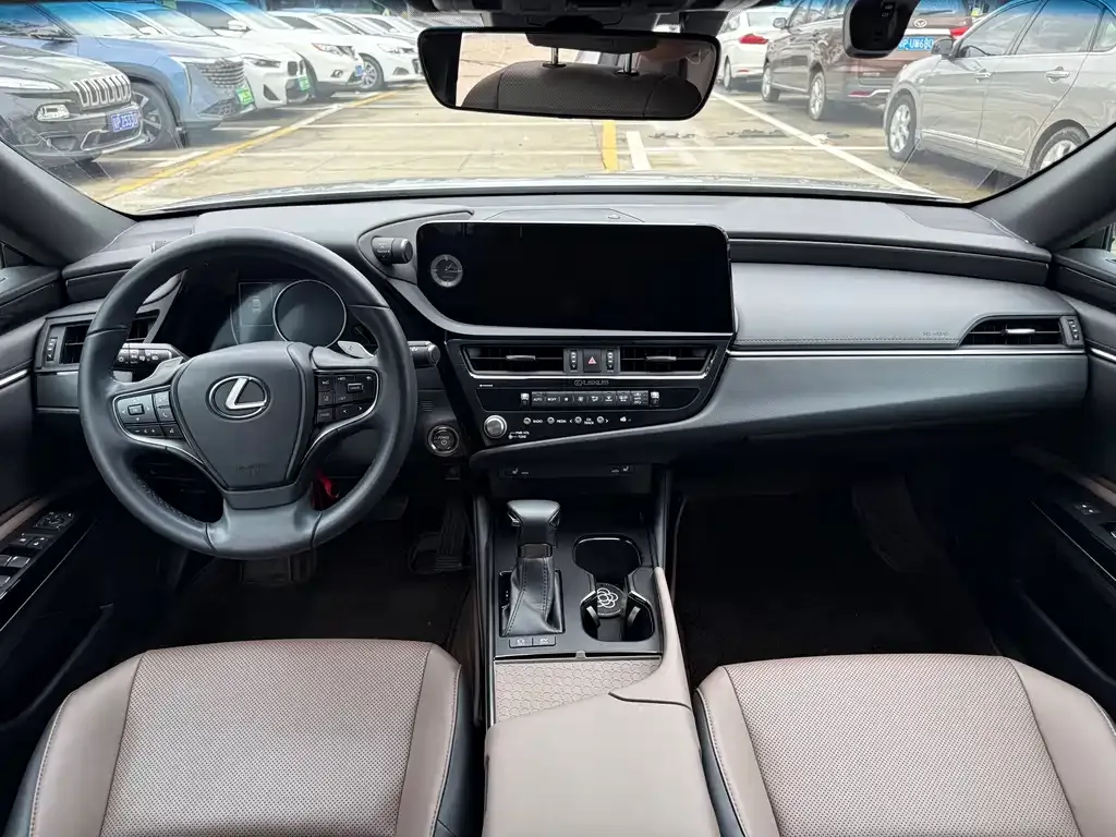 Lexus ES 2022 из CN, фото 3