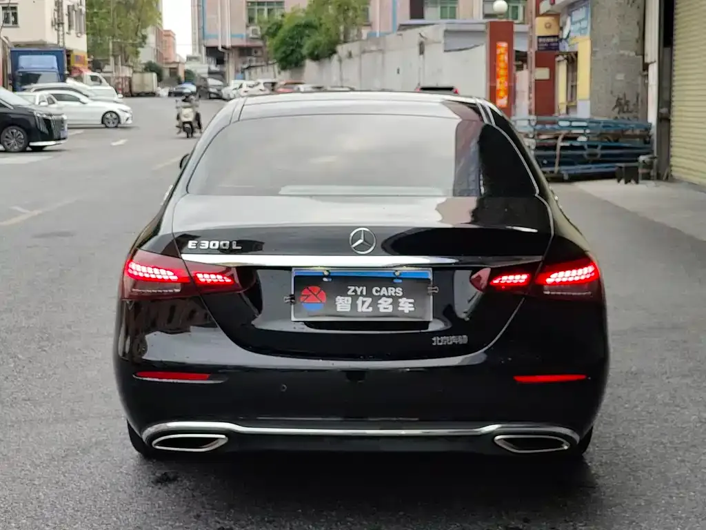 Mercedes-Benz E-Class 2023 из CN, фото 3