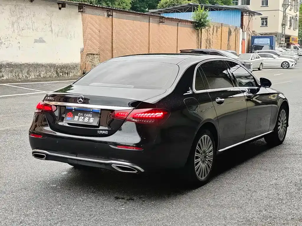 Mercedes-Benz E-Class 2023 из CN, фото 9