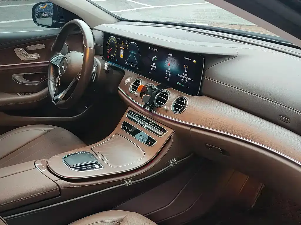 Mercedes-Benz E-Class 2023 из CN, фото 4