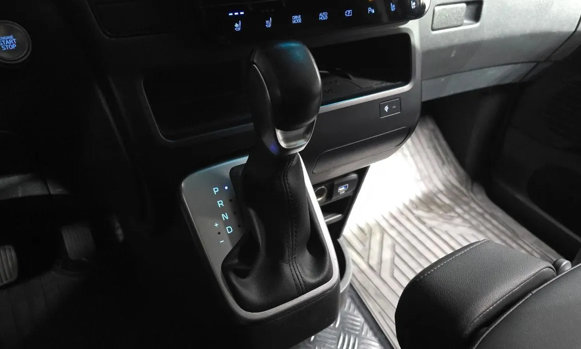Hyundai Staria 2025 из KR, фото 4