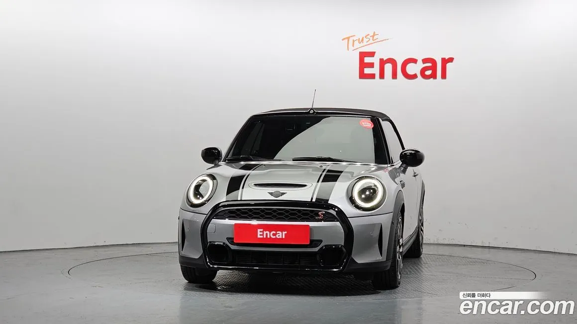 Mini Cooper Convertible 2024 из KR, фото 6