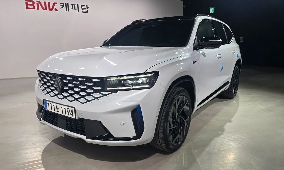 Renault Korea (Samsung) Grand Koleos