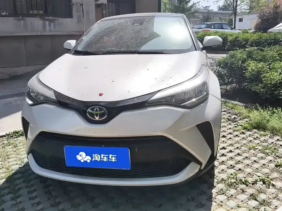 Toyota C-HR — фото 6