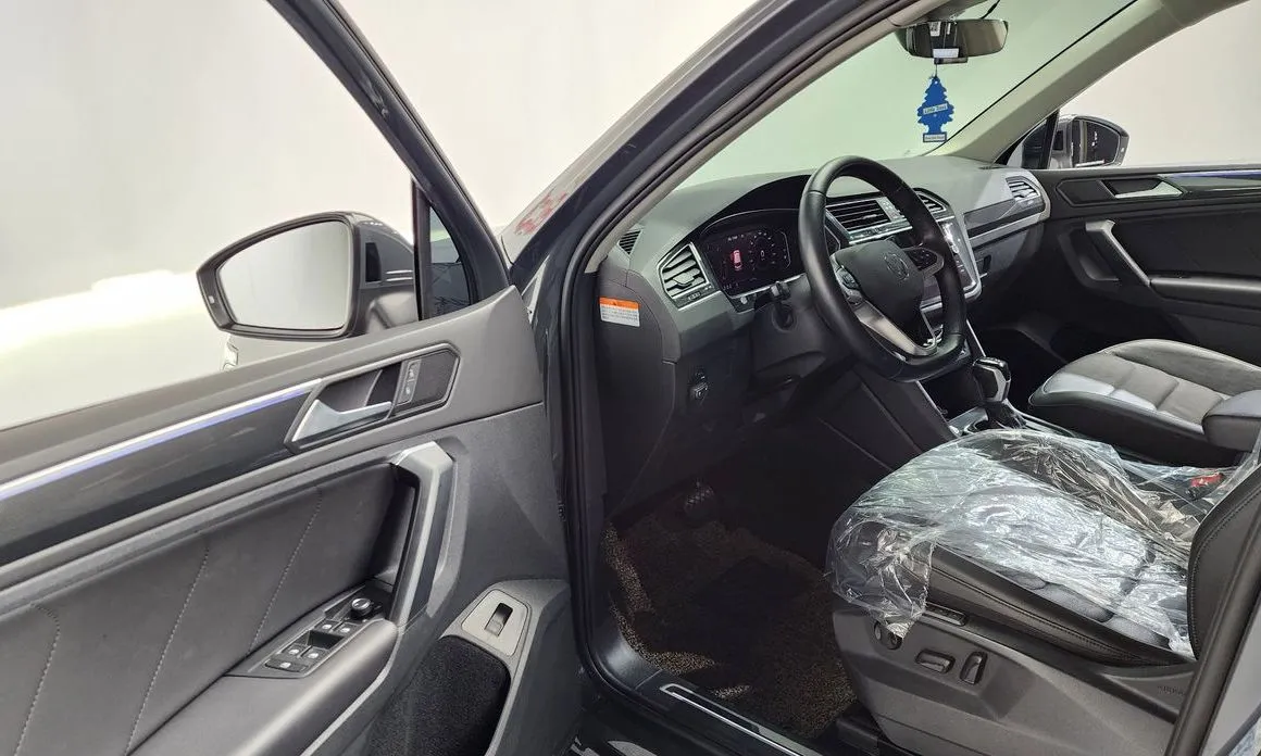 Volkswagen Tiguan 2021 из KR, фото 3