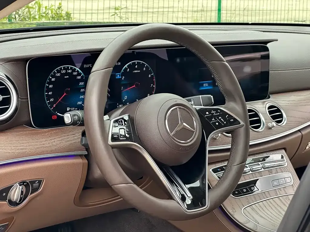 Mercedes-Benz E-Class 2022 из CN, фото 8
