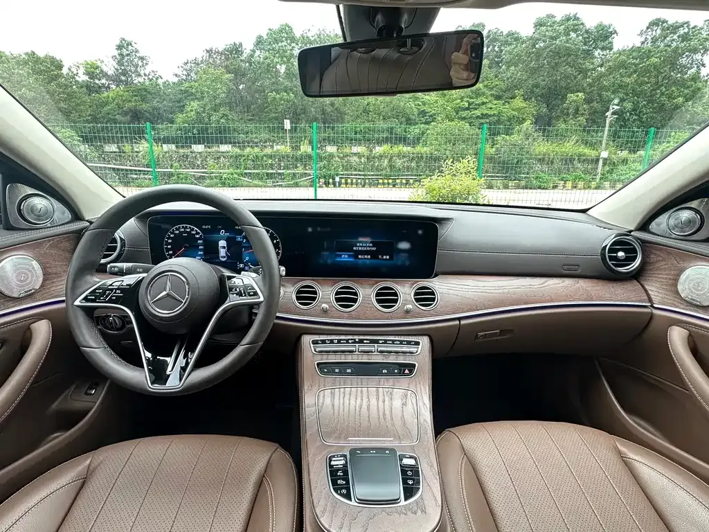 Mercedes-Benz E-Class 2022 из CN, фото 10