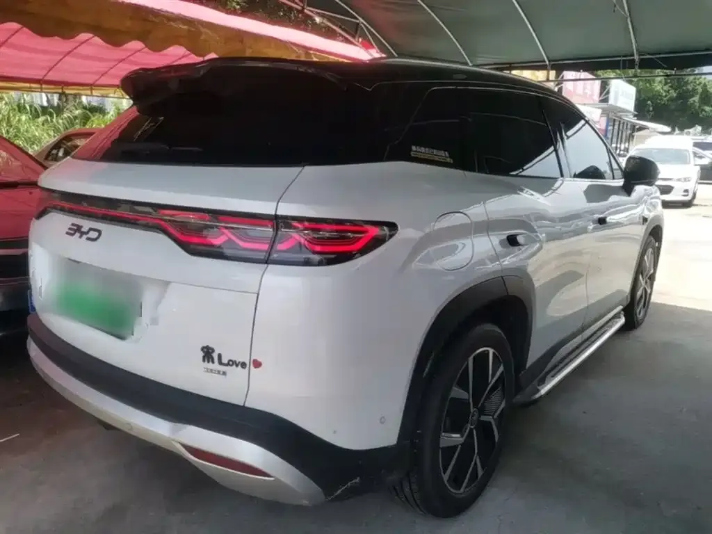 BYD L DM-i — фото 2