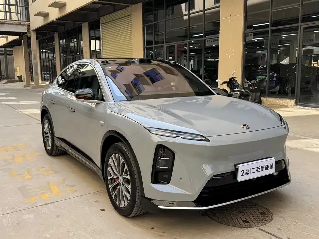 NIO EC6 — фото 10