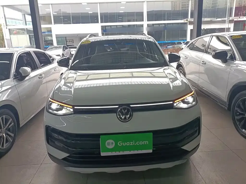 Volkswagen Tharu — фото 2