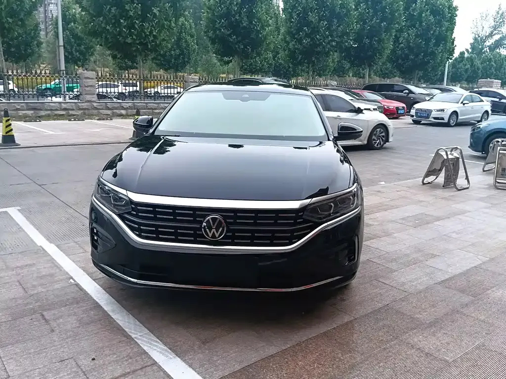 Volkswagen Passat — фото 9