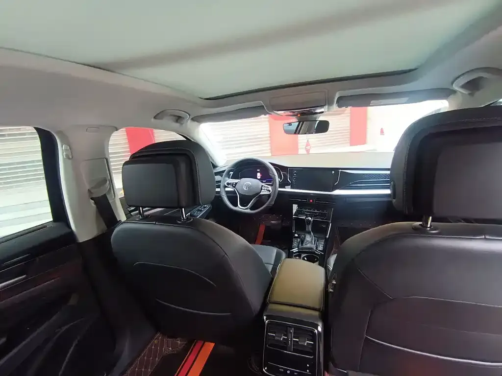 Volkswagen Passat — фото 3
