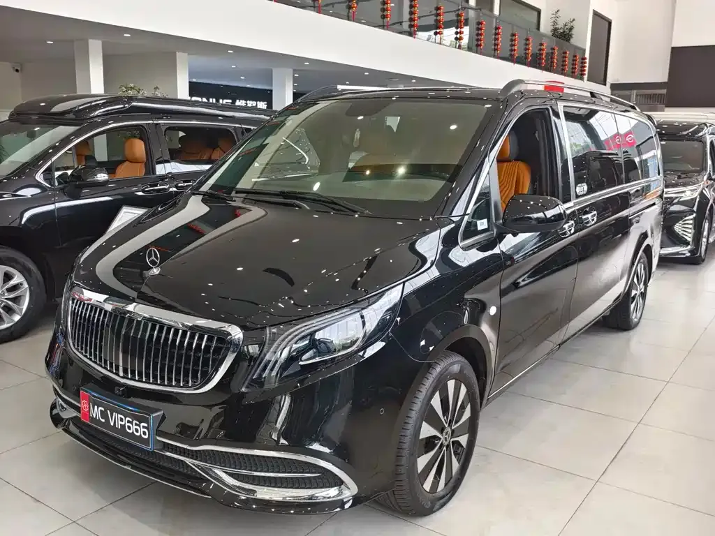 Mercedes-Benz Vito — фото 1
