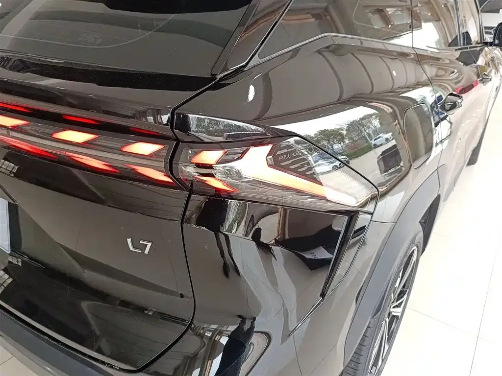 Geely Galaxy L7 2023 из CN, фото 10