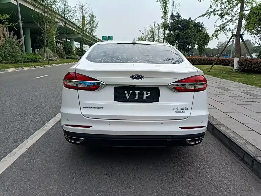 Ford Mondeo 2021 из CN, фото 6