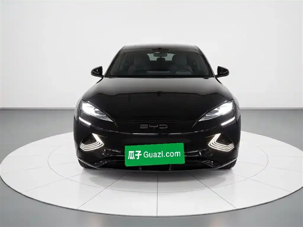 BYD Seal — фото 2