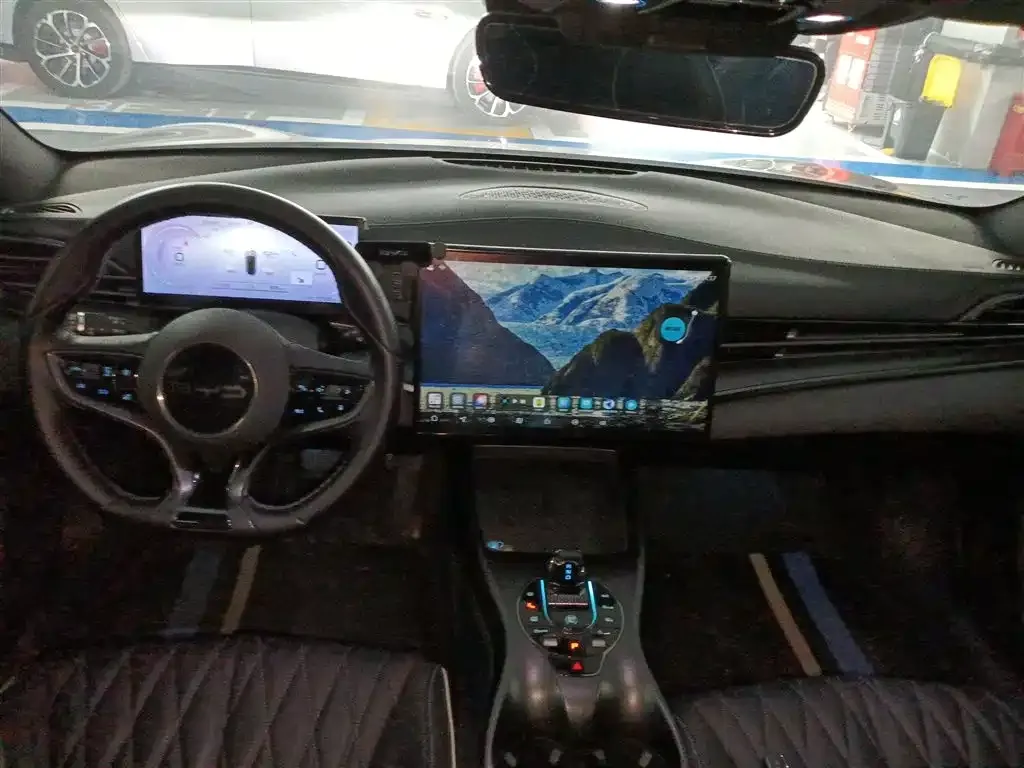 BYD Seal — фото 6