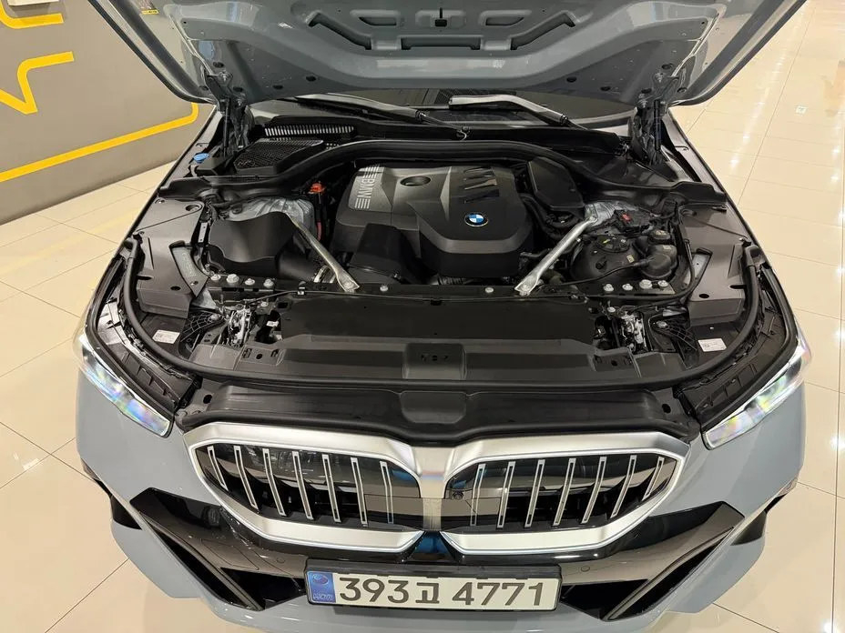BMW 5-Series 2024 из KR, фото 7