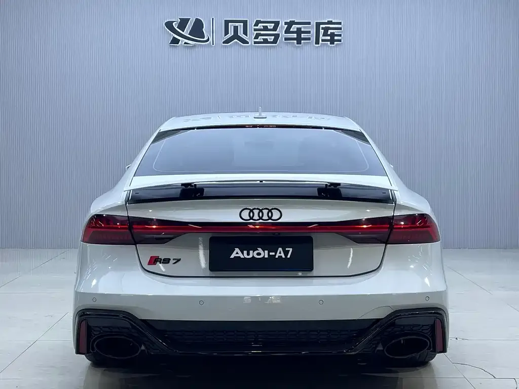 Audi A7 — фото 2