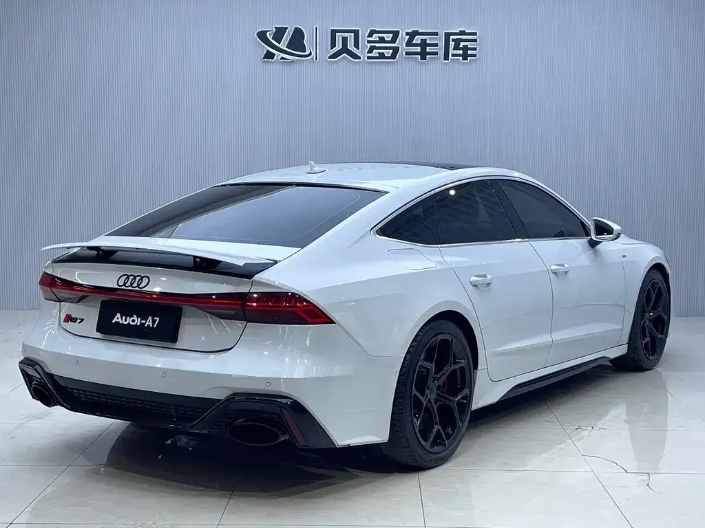 Audi A7 — фото 8