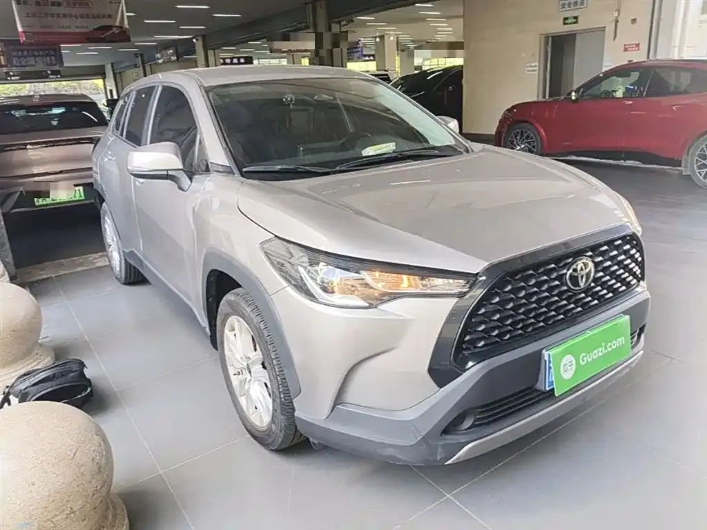 Toyota Corolla Cross 2023 из CN, фото 5
