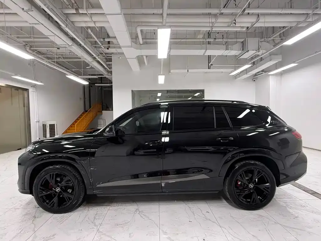 Audi Q6 2024 из CN, фото 10
