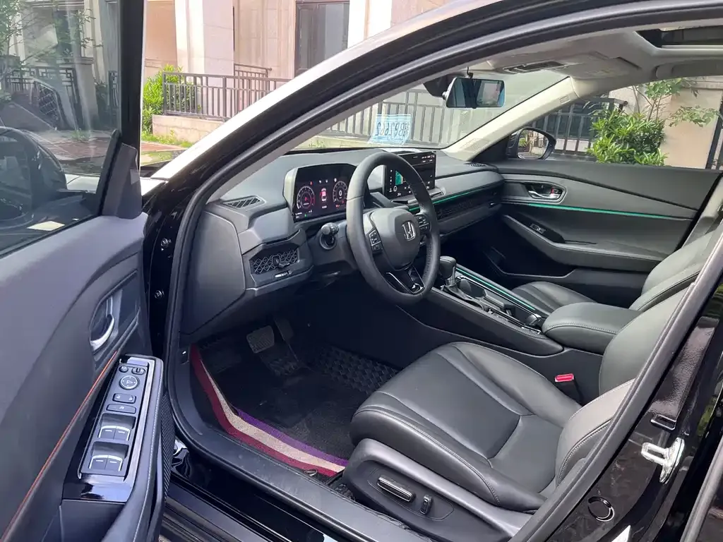Honda Accord 2024 из CN, фото 2