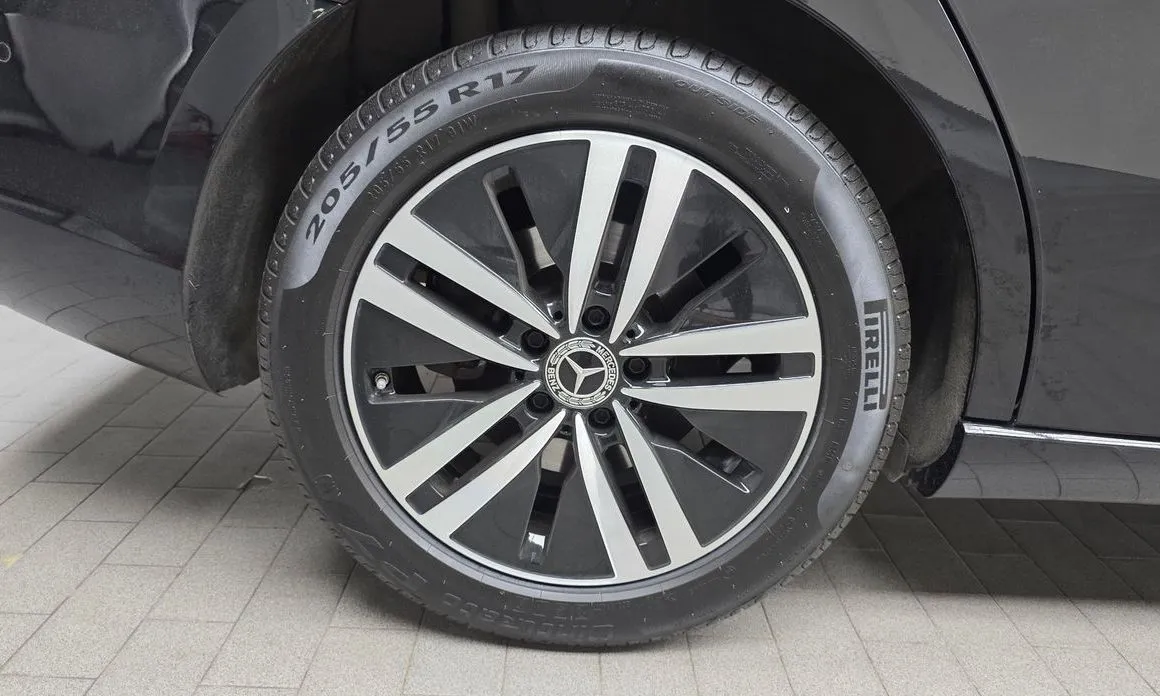 Mercedes-Benz A-Class 2023 из KR, фото 9