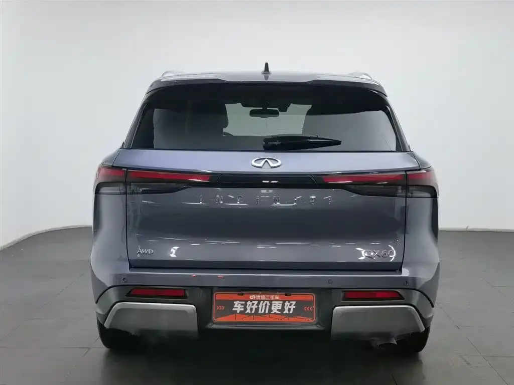 Infiniti QX60 2023 из CN, фото 3
