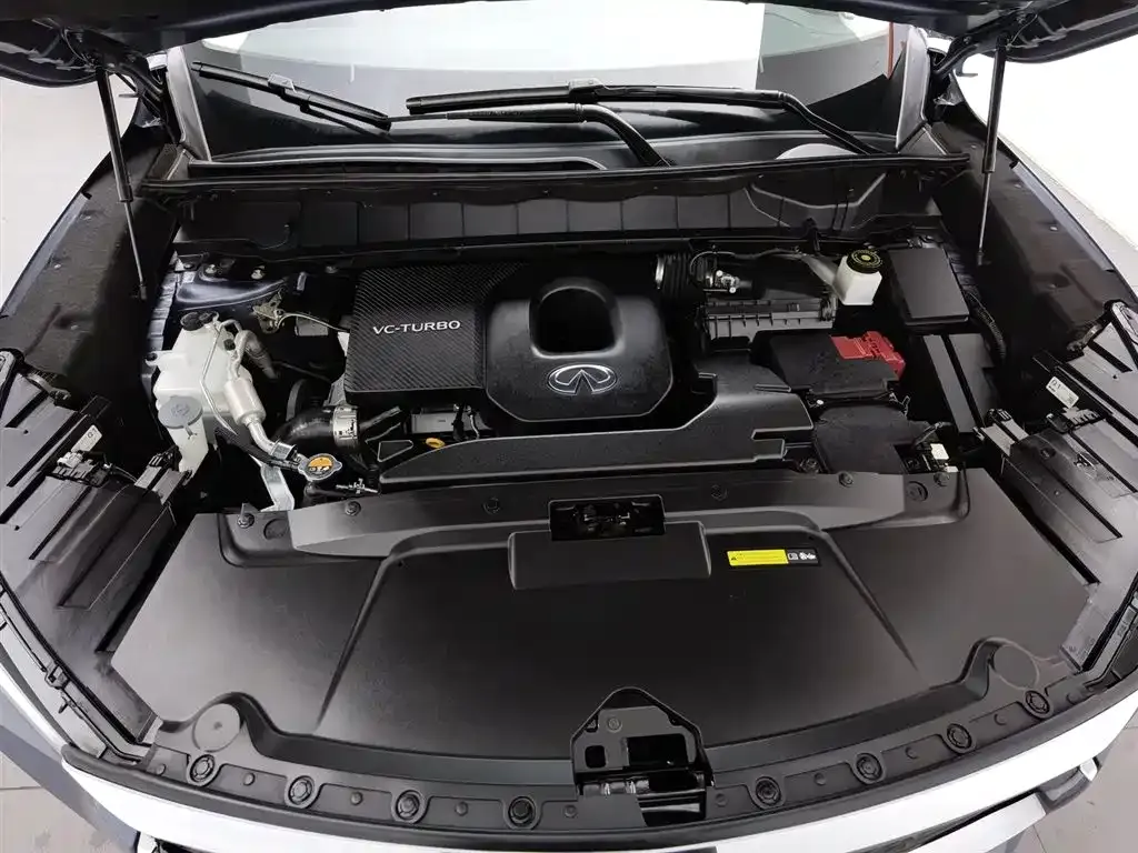 Infiniti QX60 2023 из CN, фото 6