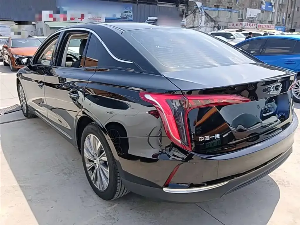 Hongqi E-QM5 — фото 5