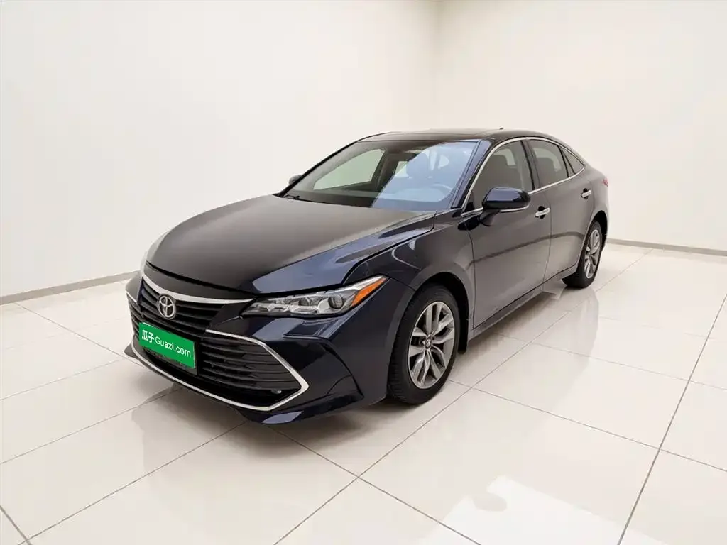 Toyota Avalon 2022 из CN, фото 1