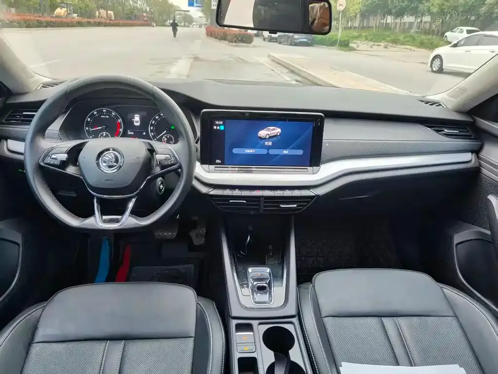 Skoda Octavia 2022 из CN, фото 9