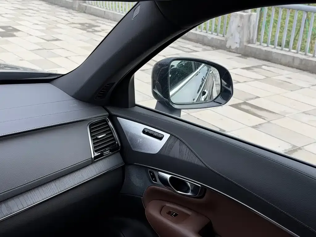 Volvo XC90 PHEV 2021 из CN, фото 7