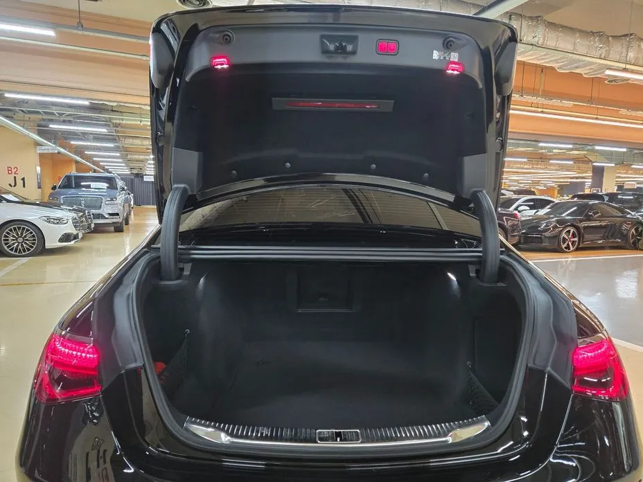 Mercedes-Benz S-Class 2025 из KR, фото 10