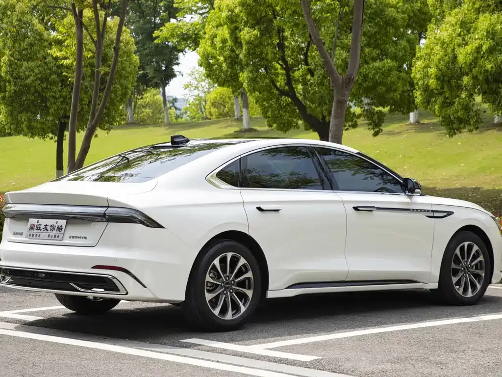 Lincoln Z 2024 из CN, фото 5