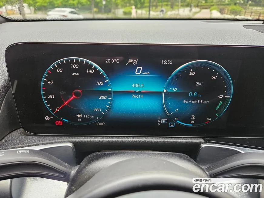 Mercedes-Benz GLB-Class 2021 из KR, фото 4