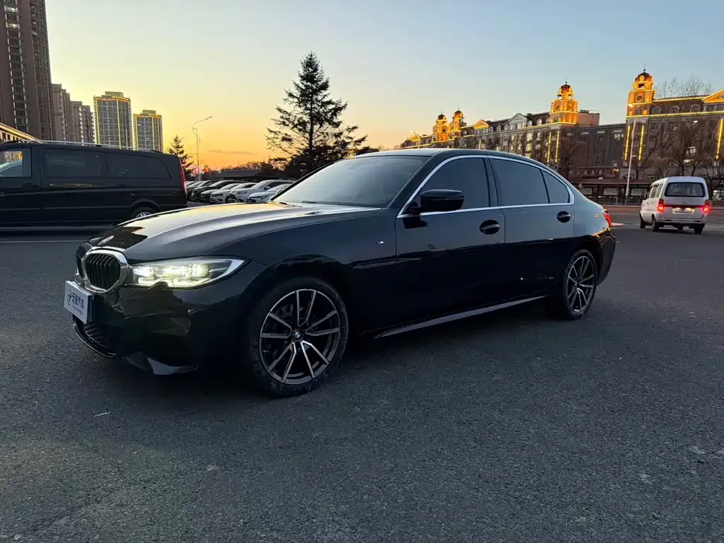 BMW 3 Series — фото 1