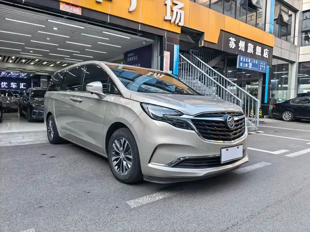 Buick GL8 2022 из CN, фото 3