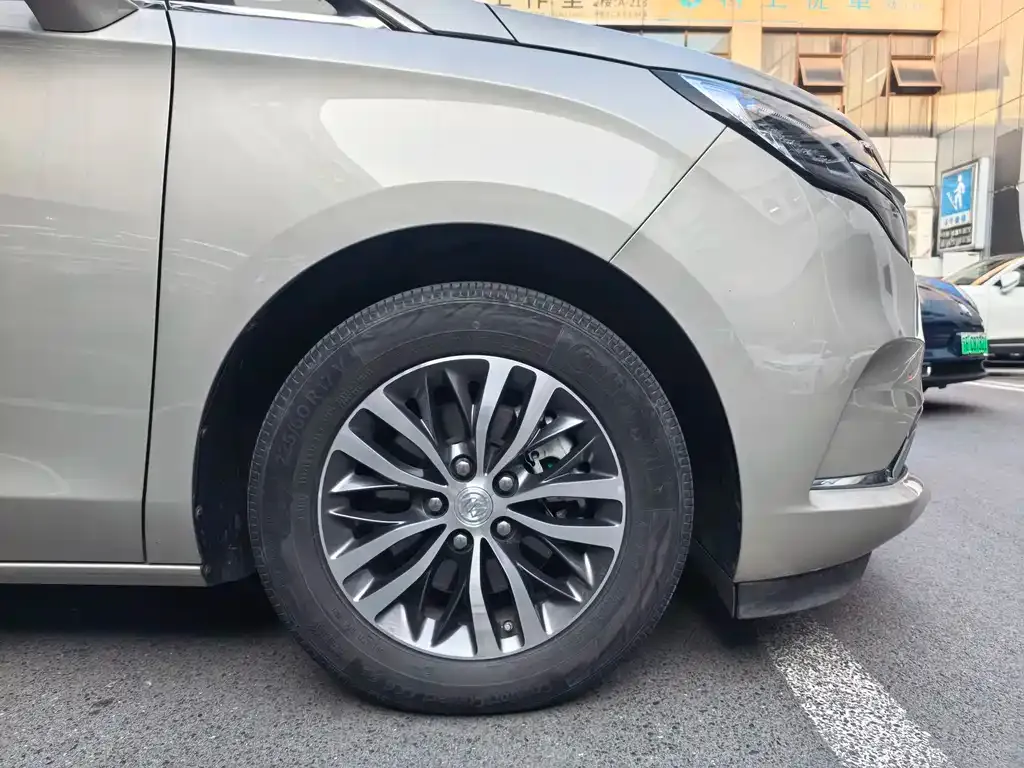 Buick GL8 2022 из CN, фото 8
