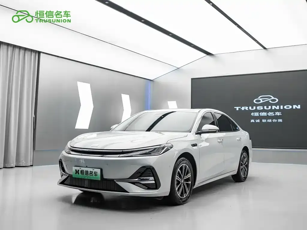 Geely Galaxy A7