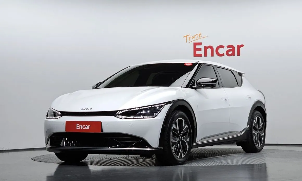 Kia EV6 — фото 1