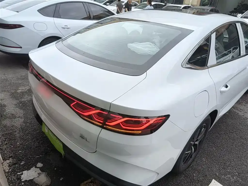 BYD Qin L — фото 7